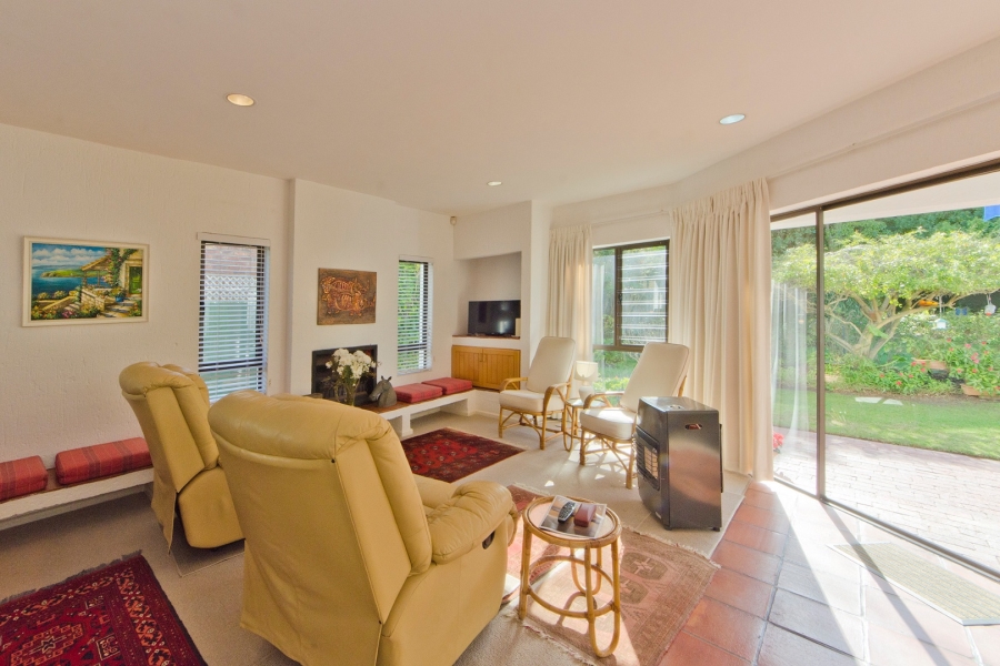 4 Bedroom Property for Sale in Leisure Isle Western Cape